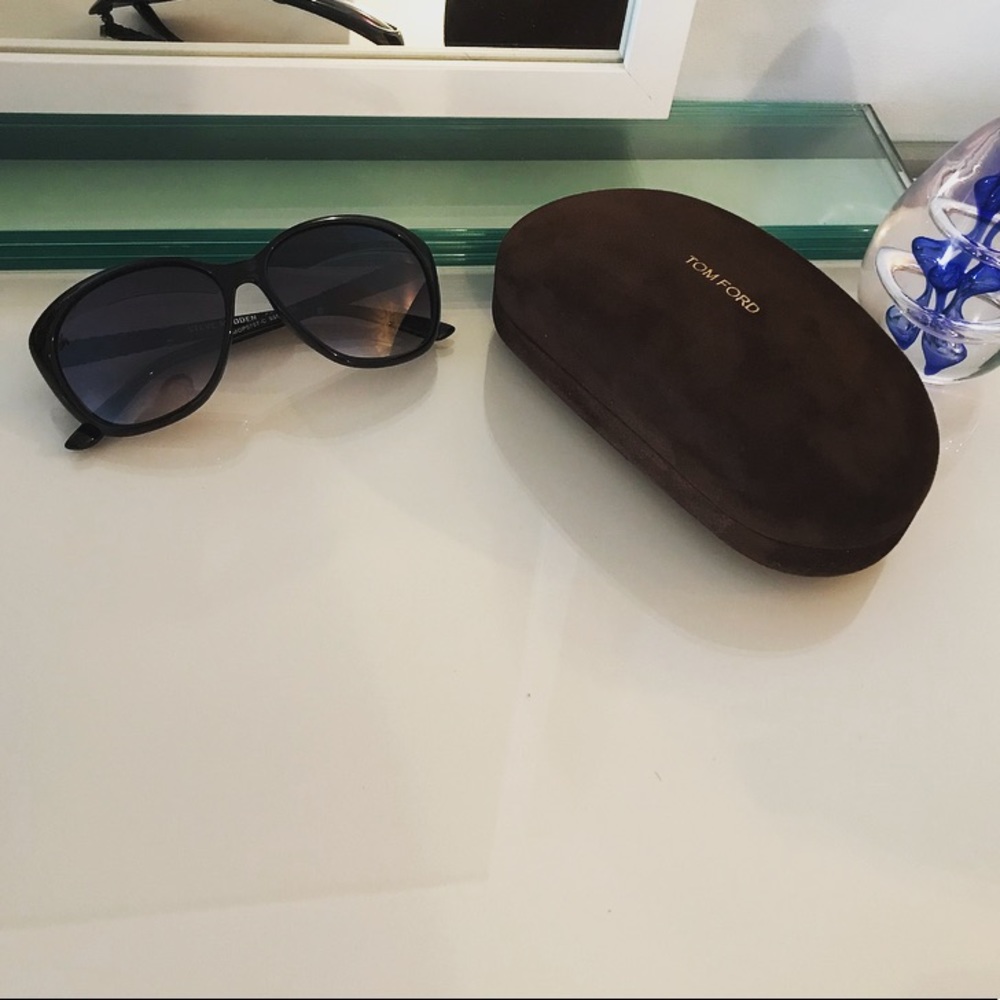 Steve Madden Sunglasses with Tom Ford Case